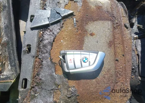 2020 BMW X4 xDrive30I z USA, uszkodzony, nr VIN 5UX2V1C00L9C04178